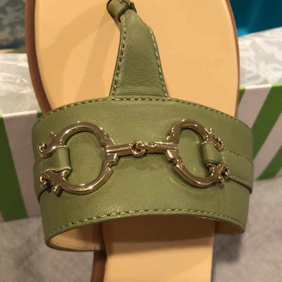 New C. Wonder Annabelle Leather Thong Sandals Olive size 8 M - Picture 4 of 5